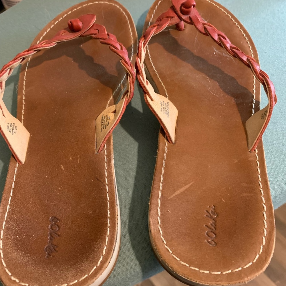 OkuKai flip flops